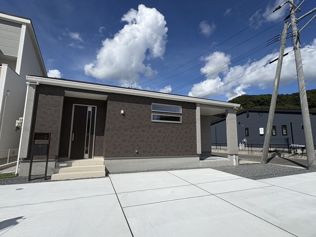 霧島市　不動産　隼人町松永　新築建売３棟！