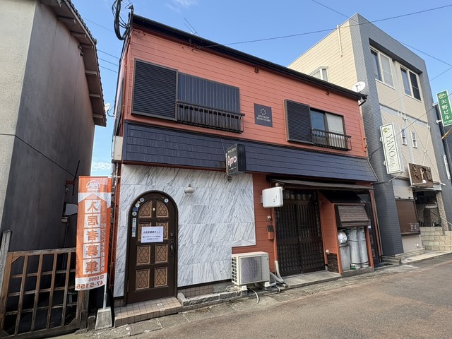 霧島市　不動産　国分中央　貸店舗・事務所　1階部分スナック跡